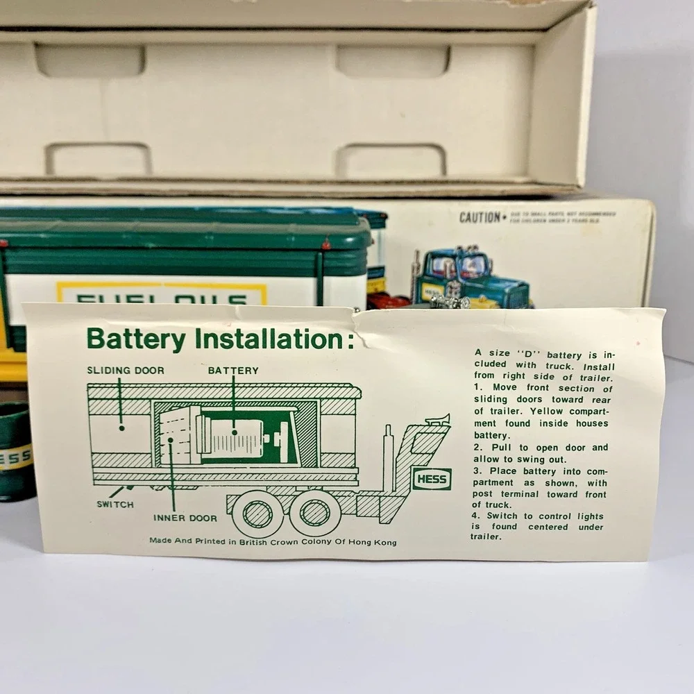 RARE Vintage‎ 1976 HESS Toy Tanker Truck w/ Barrels & Card in Original Box